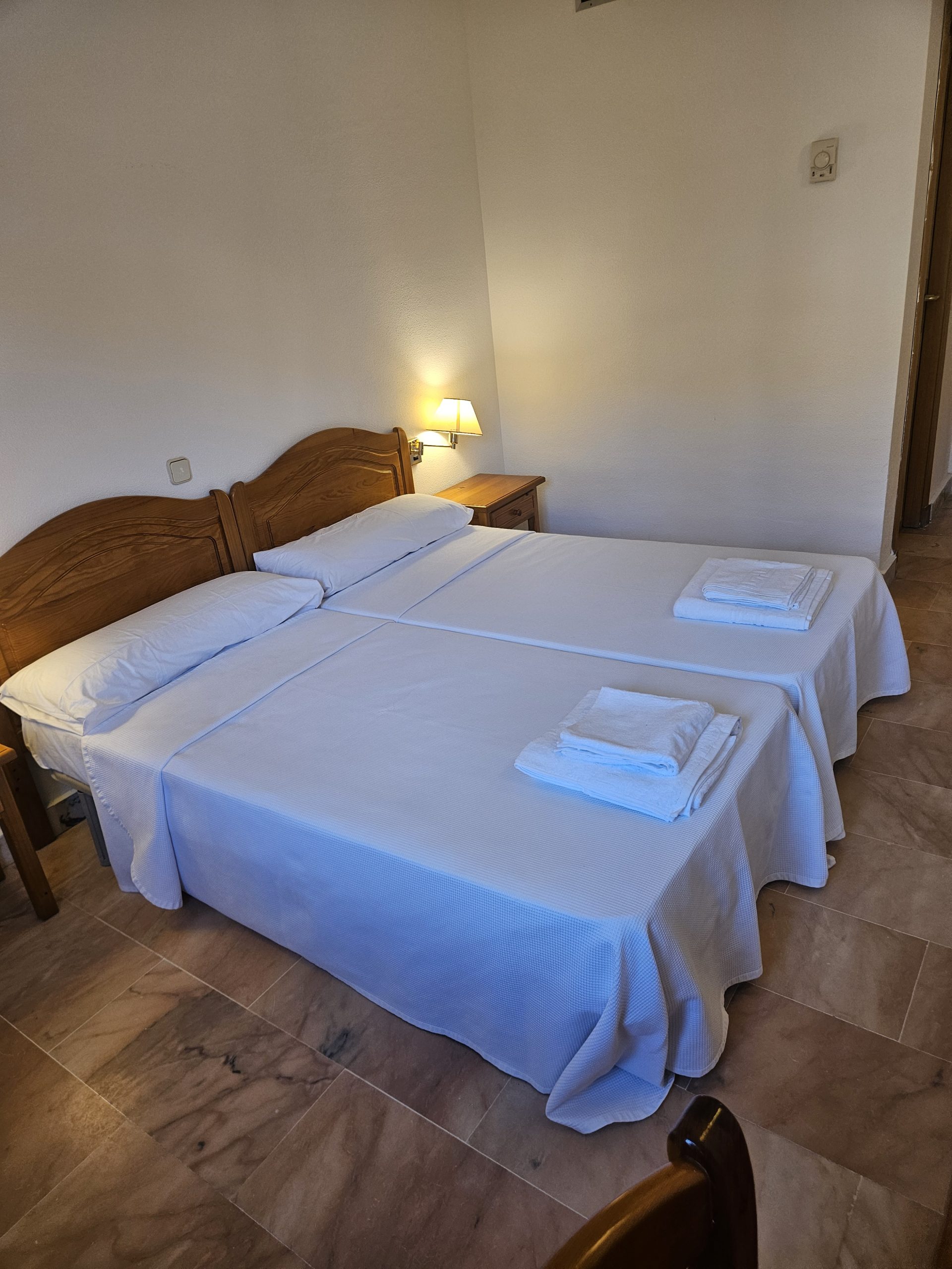 Habitación Hotel Maximus, en Las Navas del Marqués, Ávila